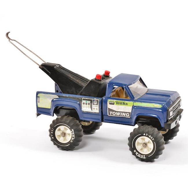 Tonka - Blue Towing Truck Toy