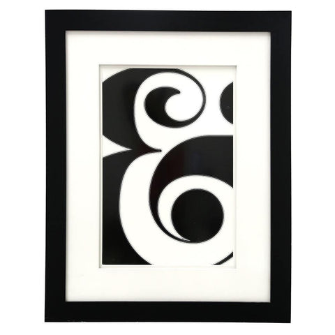 0748 (A+D) Ampersand Black