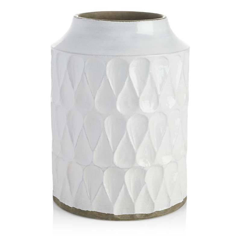 White Ceramic Loop Design Vase (A+D)