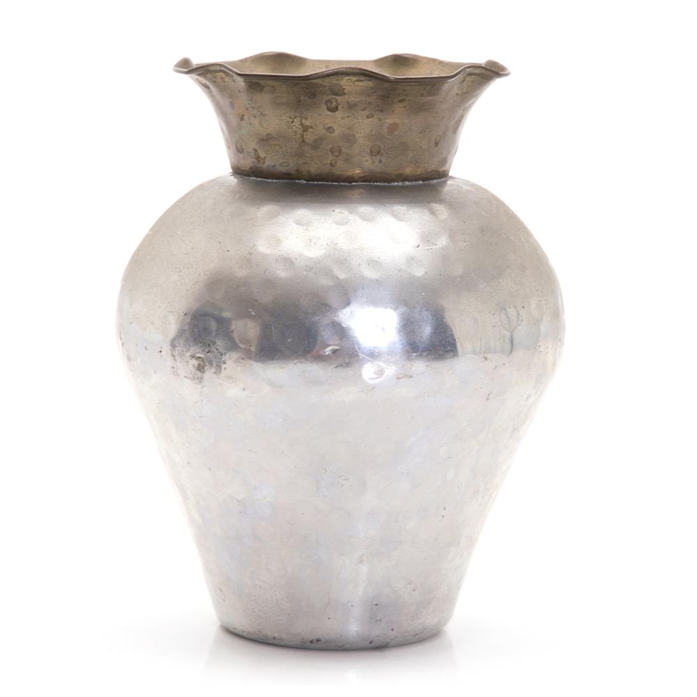Silver Vase Hammered Metal (A+D)
