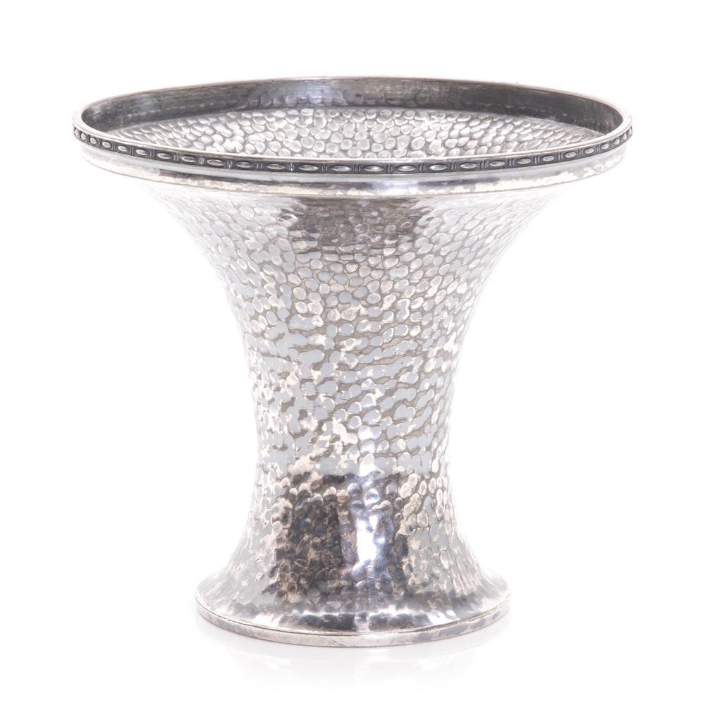 Silver Vase Fluted (A+D)