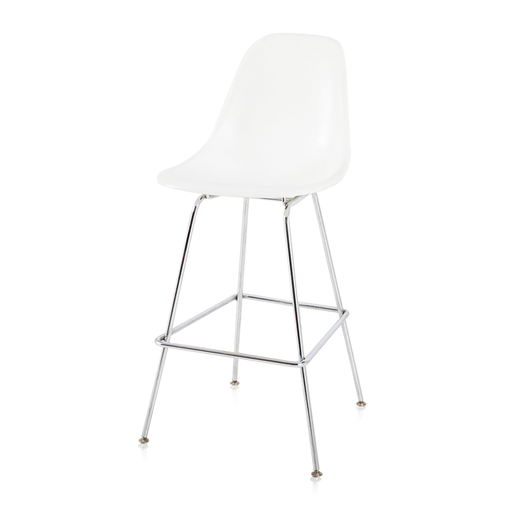 Homebase Shell Chair Shell Chair - H Base Barstool - Gil & Roy Props