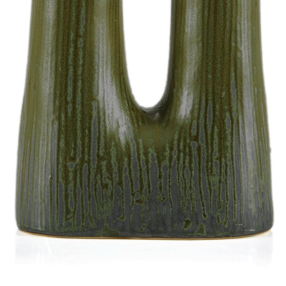 Green Ceramic Coral Vase (A+D)