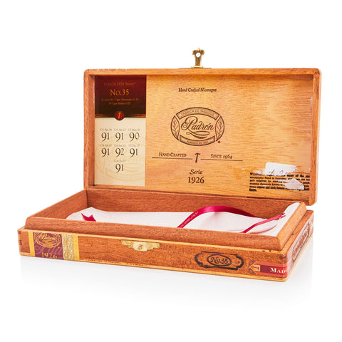 Wood 'Padron' 1926 Serie Cigar Box (A+D)