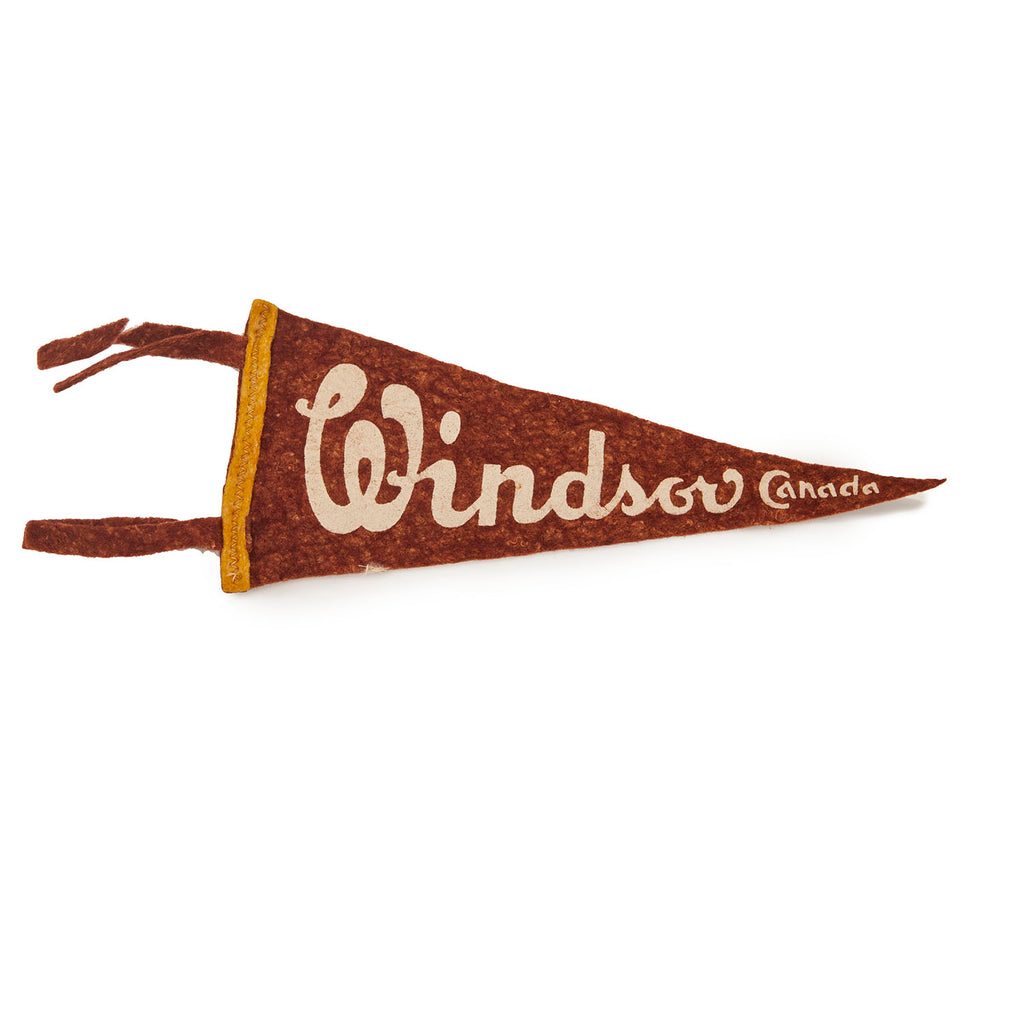 Brown 'Windsor' Sports Flag (A+D)