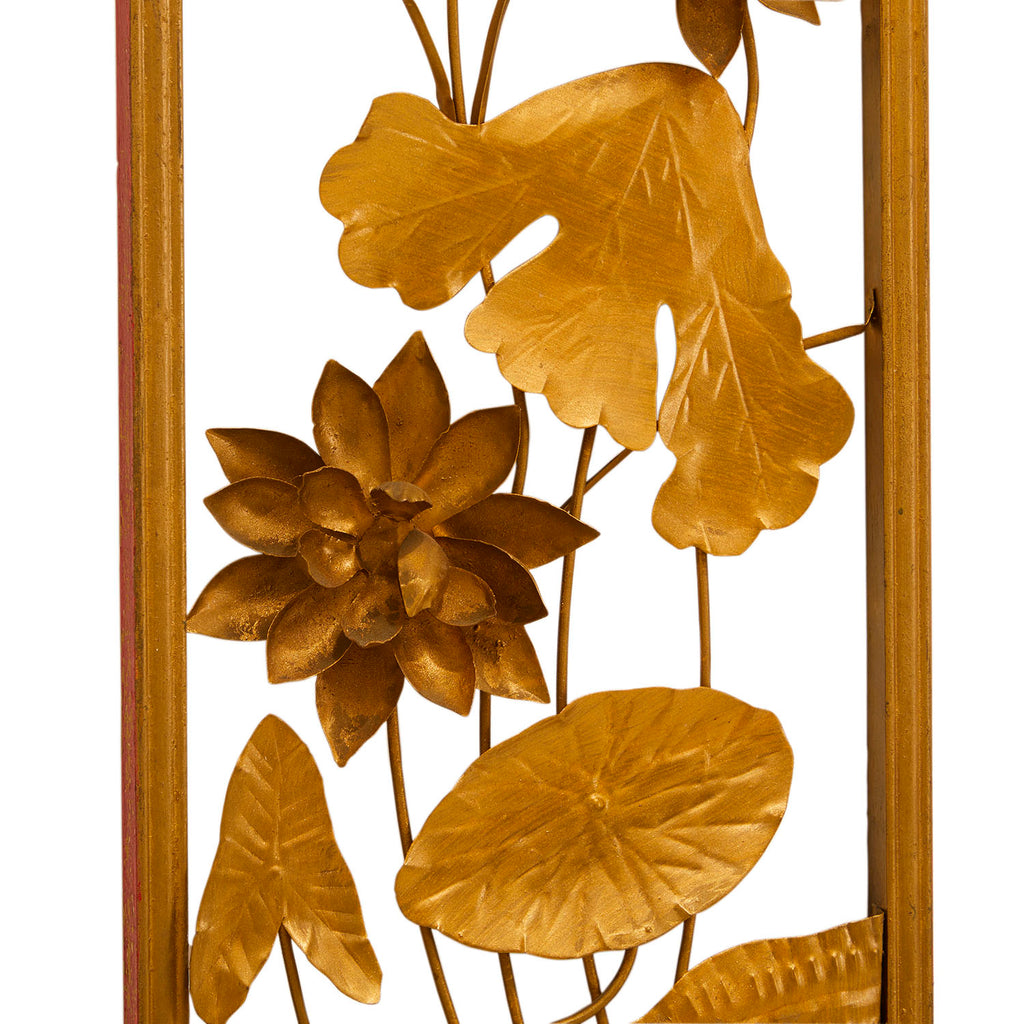 00.33 (A+D) Framed Gold Foil Lily Pads