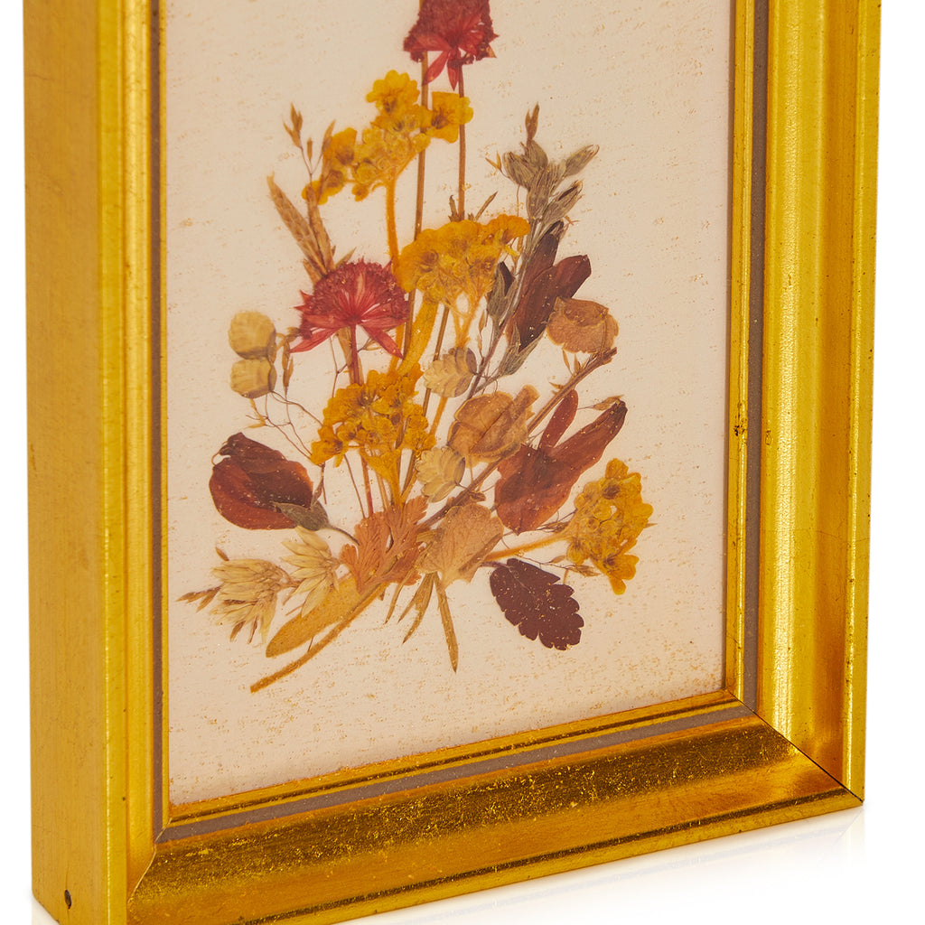 00.37 (A+D) Dried Flowers in Gold Frame