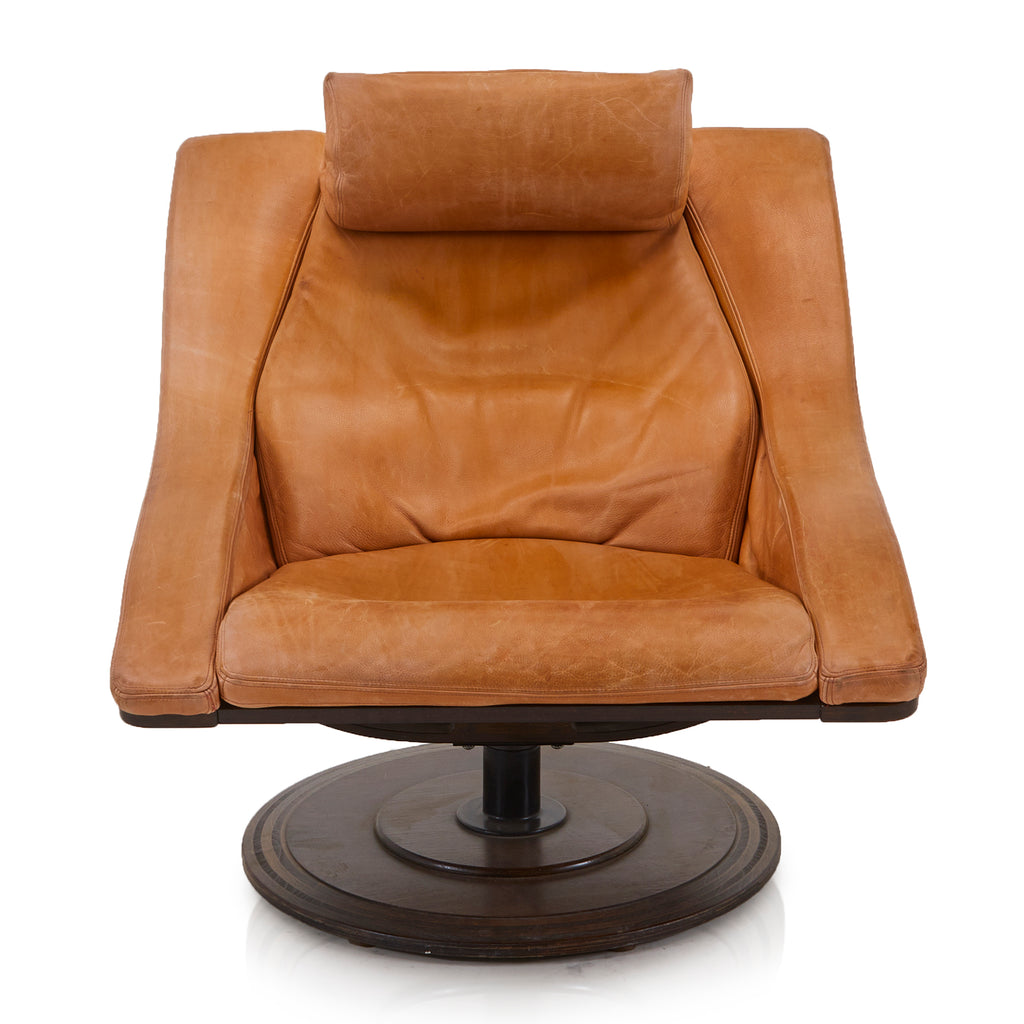 Brown Caramel Leather Lounge Chair