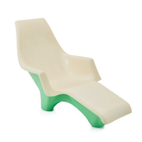 Green & White Sculpted Fiberglass Lounge Chair