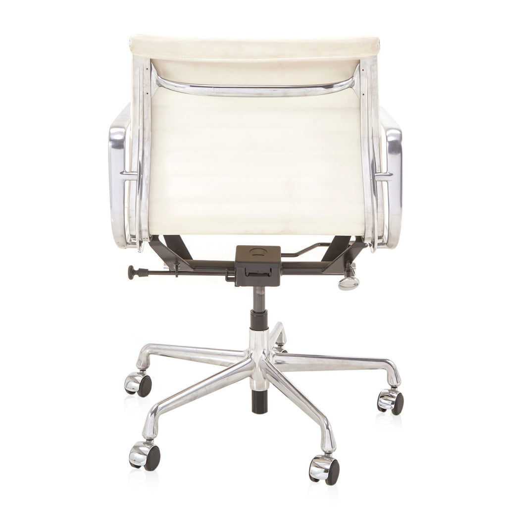 White Low Back Aluminum Group Rolling Office Chair