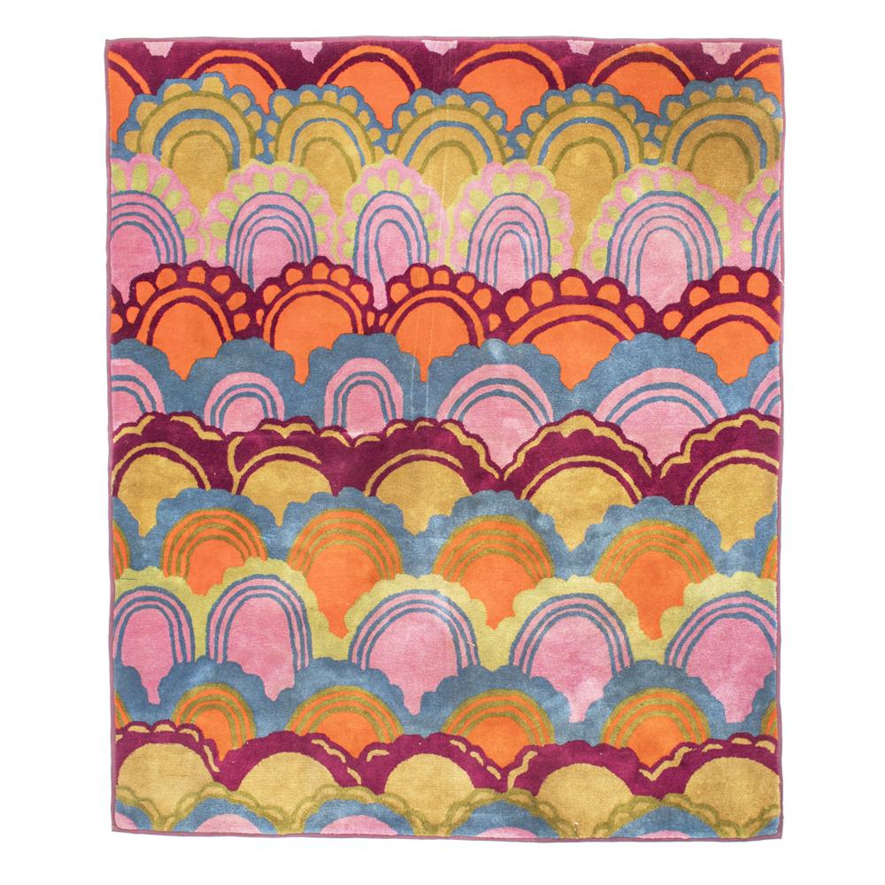 Colorful Scallop Pattern Vintage Rug
