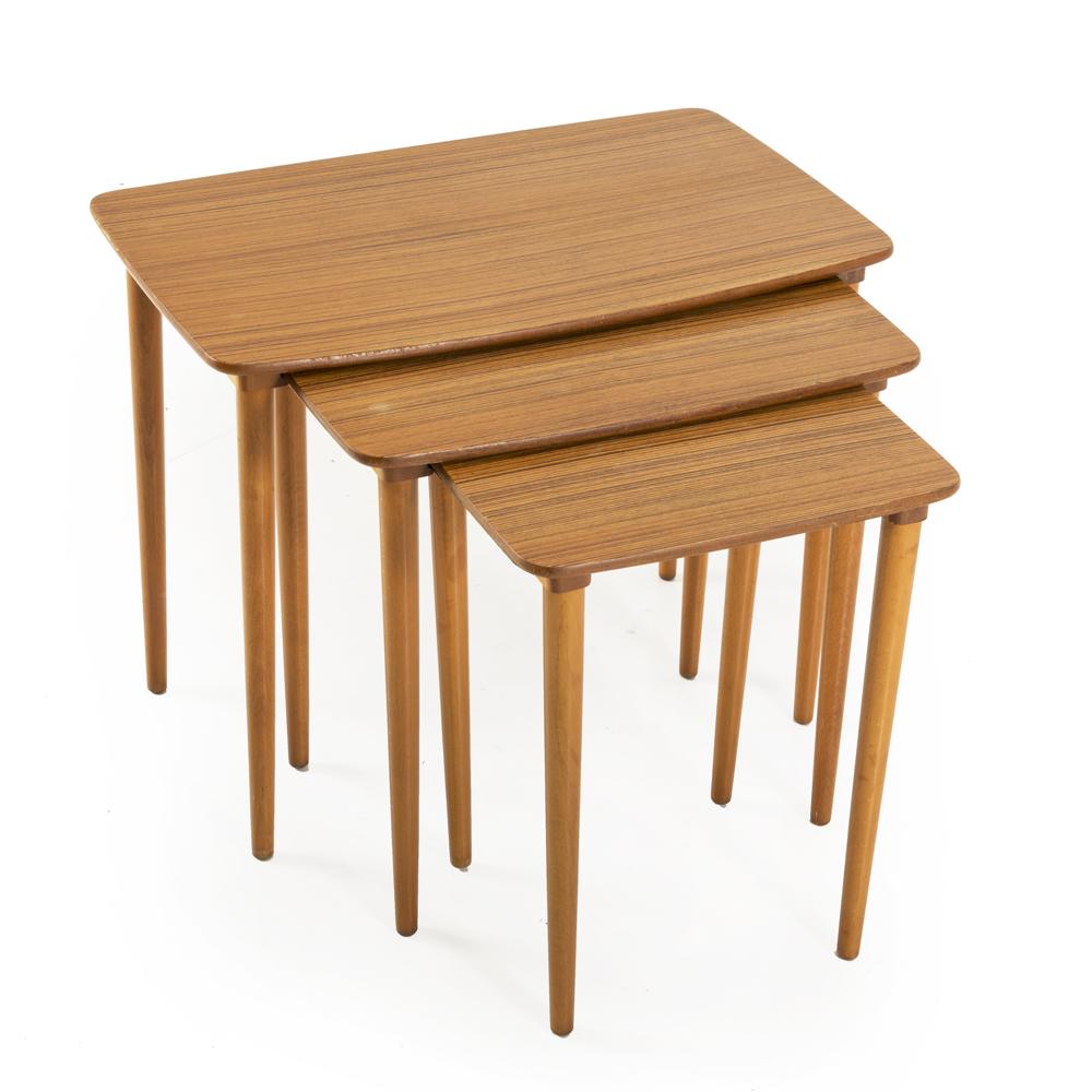 Wood Contemporary Nesting Table - Medium