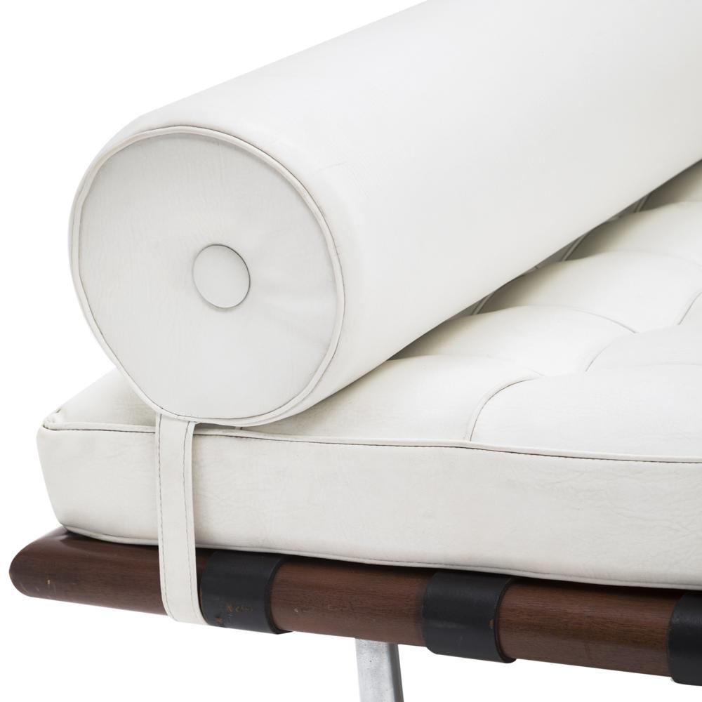 White Barcelona Daybed with Bolster