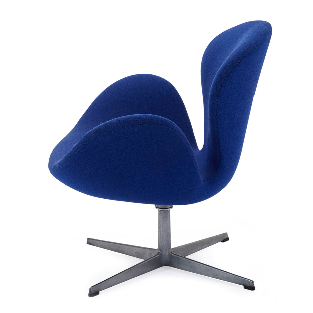Swan Chair - Blue
