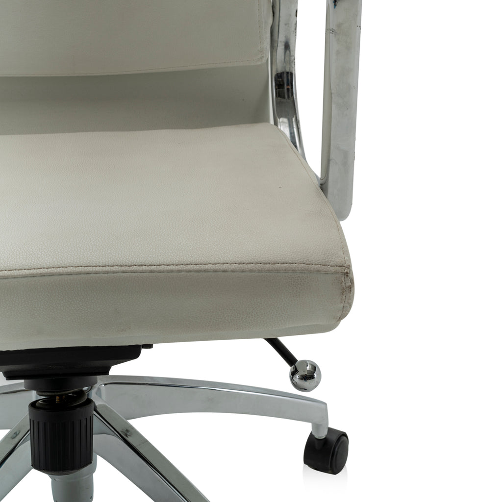 Low Back Grey Rolling Office Chair
