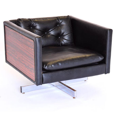 Square Black Lounge Chair