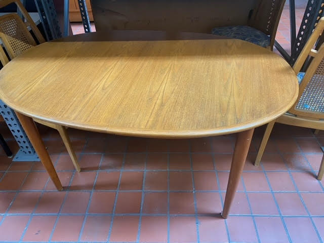 Mid-Century Wood Dining Table w/ Optional Leaf